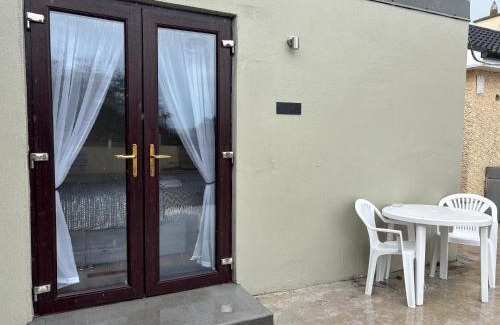Cavan House | Small Remote Detached Room with Private Entrance