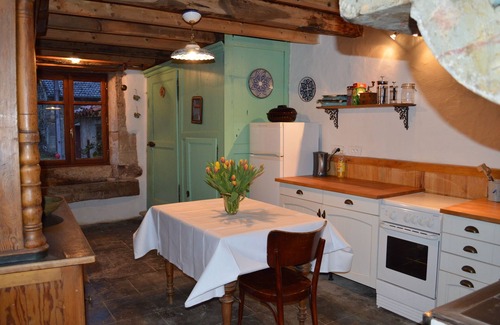 Tignecourt Cottage | Small rustic cottage with terrace u. Hochgarten in outskirts