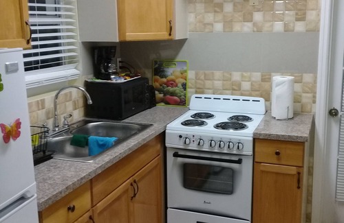 South Bimini Apartment | Small's Cozy Rest Dock, Bonefishing