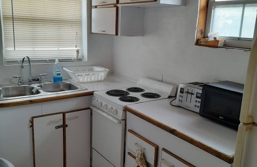 South Bimini Apartment | Small's Cozy Rest 5, two bedroom with dock