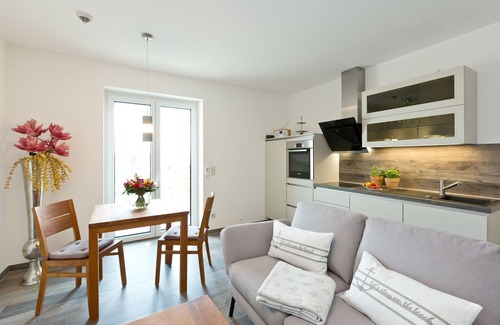 Muritz Apartment | Small seaside - Kells apartments