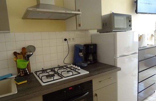 Poligny House | Small semi-detached town house in Poligny