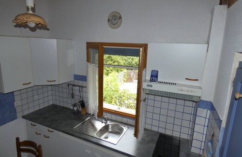 Bonnieux Apartment | Small, simple apartment in the heart of the Luberon countryside.