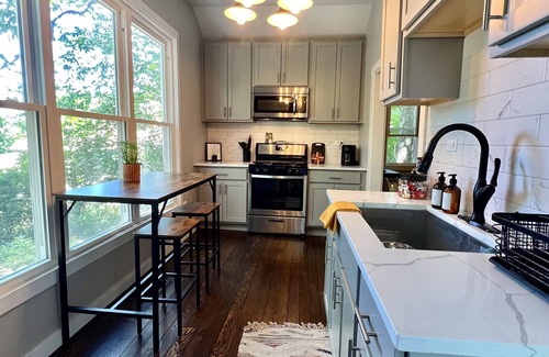 Ingleside Cabin | Small Stay: Farmhouse Cabin, Big on Outdoor Space