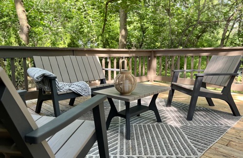 Ingleside Cabin | Small Stay: Farmhouse Cabin, Big on Outdoor Space