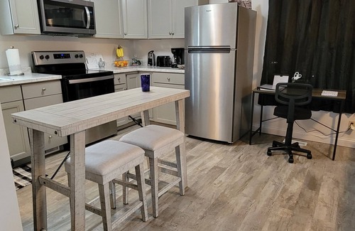Paoli Apartment | Small studio cottage near Paoli Peaks and French Lick