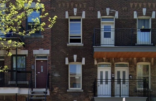 Ahuntsic-Cartierville Apartment | Small studio for workers