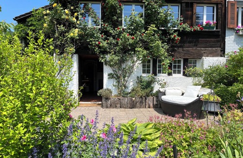 Eschenbach Apartment | Small studio in swiss countryside.
