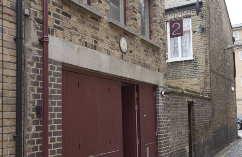 Weavers House | Small town house in London East End Shoreditch
