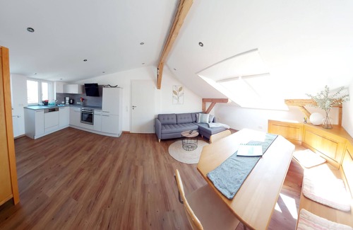 Lippertsreute Apartment | Small vacation apartment*, 90sqm, 2 bedrooms, 1 children's room, max. 6 persons (4 adults)