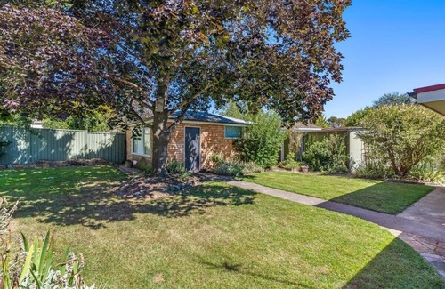 Blayney House | Small Villages Retreat - Escape the City Life