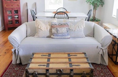 Travelers Rest House | SmallTown Getaway