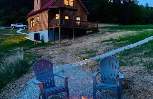 Rogers Cabin | Smallwood Cabin-RRG-LUX-hot tub | wifi