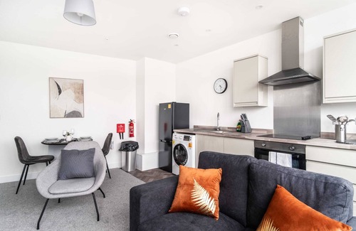 Wrexham Apartment | Smart 1 Bed Apartment in Central Wrexham