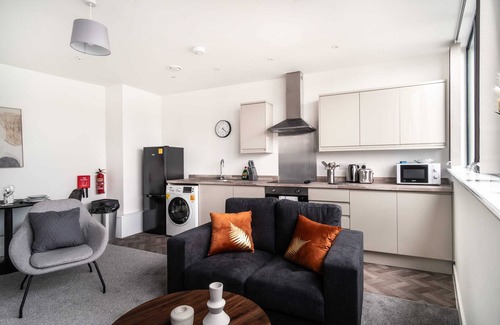 Wrexham Apartment | Smart 1 Bed Apartment in Central Wrexham