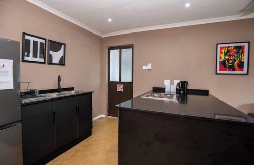 Durban North House | Smart 1-bedroom apartment/loadshedding free
