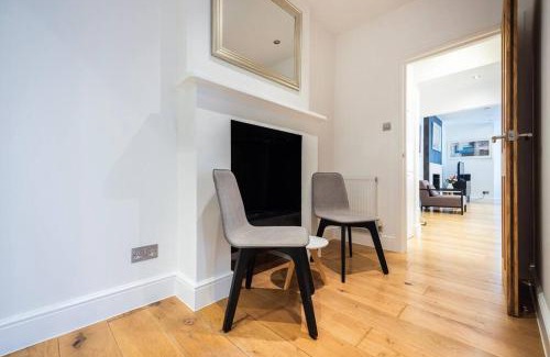 Campden Apartment | Smart Kensington Retreat 2BR