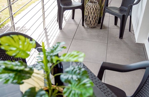 Neuastenberg Apartment | Smart Resorts - Haus Opal - Ferienwohnung 402 mit 1 Schlafzimmer und Balkon, max