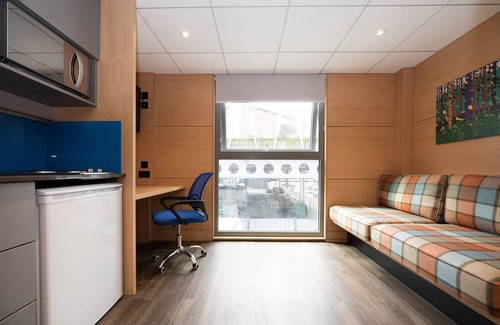 Leeds Apartment | Smart studio based in Leeds city centre.
