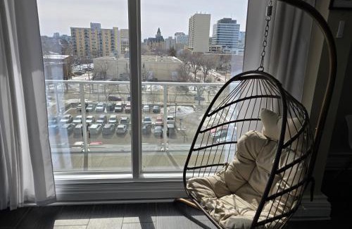 Saskatoon Downtown Apartment | Smart Stylish Downtown Condo- 2 bedrooms