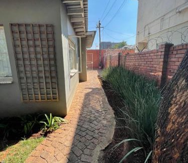 Hatfield Apartment | Smartshelter Park