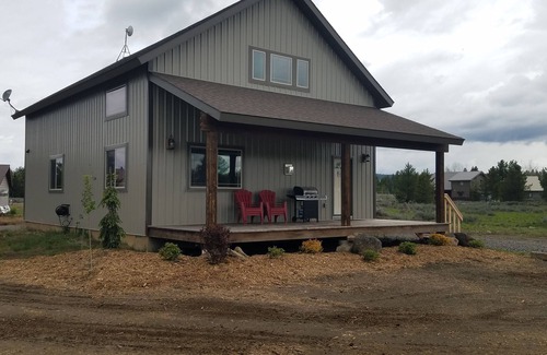 Island Park Cabin | Smell the fresh Mountain Air at the "Old Hwy Cabin"