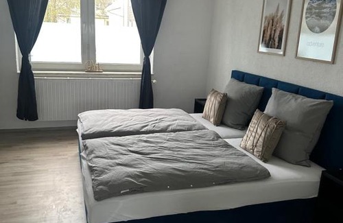 Mittelmeiderich Apartment | Smile Apartment 4