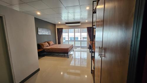 Phlabphla Apartment | Smile Home โรงแรม ห้องพัก รายวัน รายเดือน