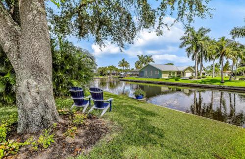 Yacht Club House | Smiles and Sunshine