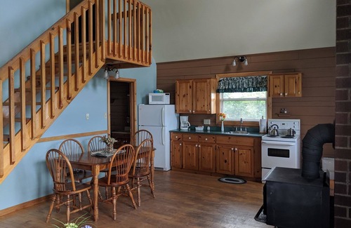 Scotsburn Cabin | Smith Rock Chalets & Retreat