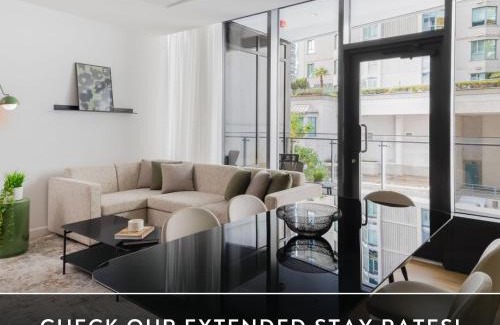 Coal Harbour Hotel | Smithe House