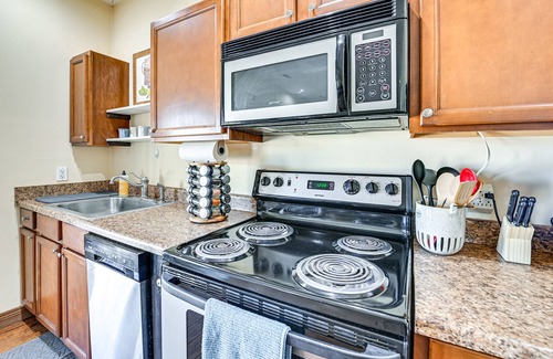 Port Royal Apartment | Smithfield Vacation Rental ~ 5 Mi to Lake Jericho!