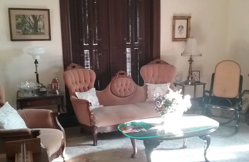 Smithville Bed & Breakfast | Smithville Historical Museum and Inn