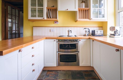 Sparrowpit Cottage | Smithy Cottage; comfortable 18th Century Cottage. In the Peak District Park