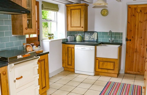 Wigglesworth Cottage | SMITHY COTTAGE, pet friendly, luxury holiday cottage in Long Preston