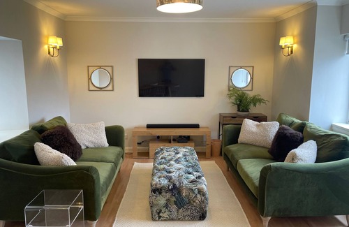 Tongue House | Smithy House - Village Centre Stay near NC500