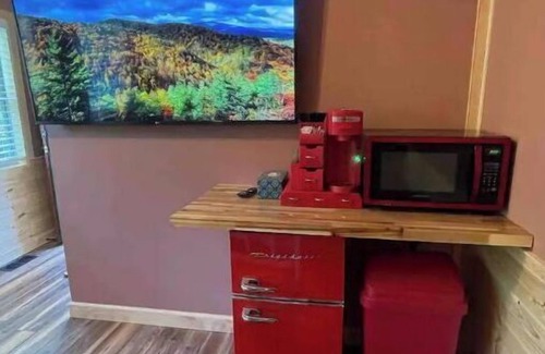 Tallassee House | Smokey Mountain Guest House