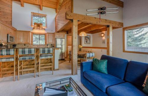 Warm Springs House | Smokey Plaza Condo 1