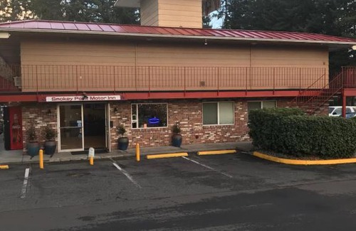 Arlington Hotel | Smokey Point Motor Inn