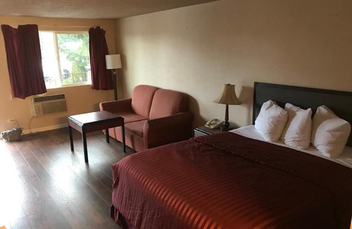 Arlington Hotel | Smokey Point Motor Inn