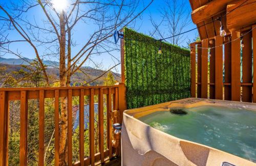 Gatlinburg House | SmokiesBoutiqueCabins would love to host you! 4 miles to Gatlinburg Strip! Resort Pool open May 1 through Oct 1! Views, Shuffleboard, Hot Tub, Arcade!