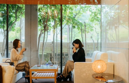 Akahodani Onsen House | Smoking Room only Modern and spacious JapaneseWestern room Reasonable 2 people /Kaga Ishikawa