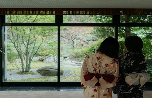 Akahodani Onsen House | Smoking Room only Modern and spacious JapaneseWestern room Reasonable 2 people /Kaga Ishikawa