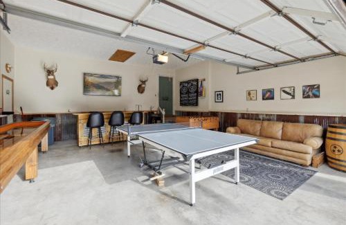 Sevierville House | Smoky Arrow By Beyond Expectations Whot Tub Bar