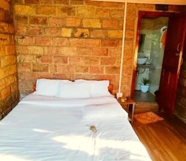 Sohra Resort | Smoky Falls Mae Fi Resort