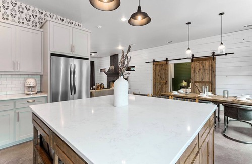 deCordova House | Smoky Hill Ranch, 8 Acres, 2 Homes, Events, Sport Court, Fishing, & Fire Pits