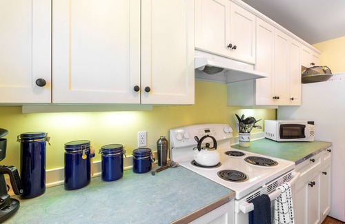 Greenbank House | Smugglers Lagoon Beach Cottage by AvantStay