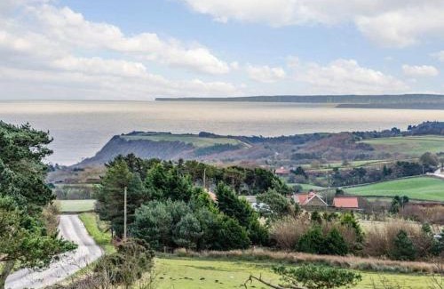 Ravenscar House | Smugglers Rock Cottages
