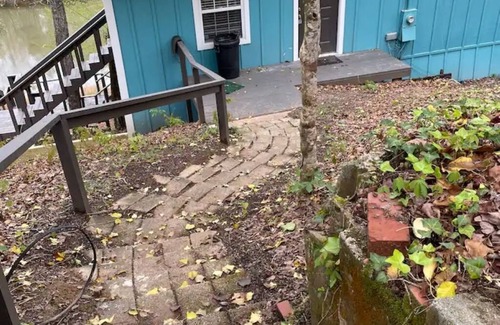 Abbeville House | Smurf House on Thomas Mill