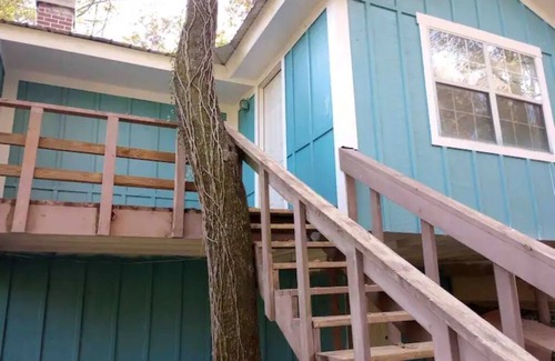 Abbeville House | Smurf House on Thomas Mill